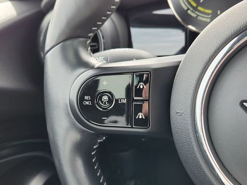 Used 2022 MINI Cooper SE image 18