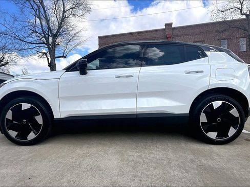 New 2026 Volvo EX30 Plus w/ Protection Package Premier AWD/4WD image 21
