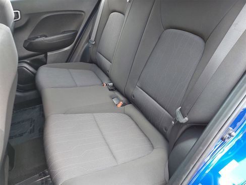 Used 2022 Hyundai Venue SE image 13