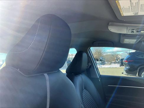 Used 2023 Toyota Camry SE image 22