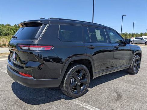 Certified 2025 Jeep Grand Cherokee L Limited w/ Luxury Tech Group II RWD image 23