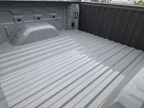 Used 2024 Chevrolet Silverado 1500 LT AWD/4WD image 15