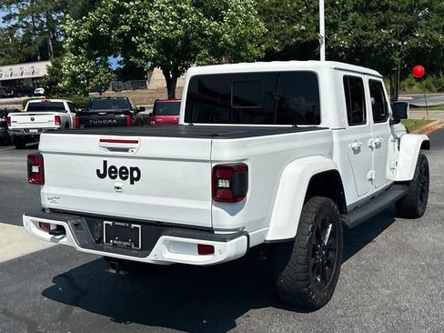 Used 2023 Jeep Gladiator Overland AWD/4WD image 3