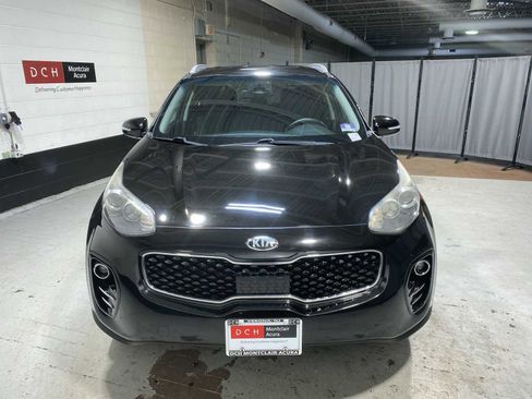 Used 2018 Kia Sportage LX w/ LX Technology Package image 6