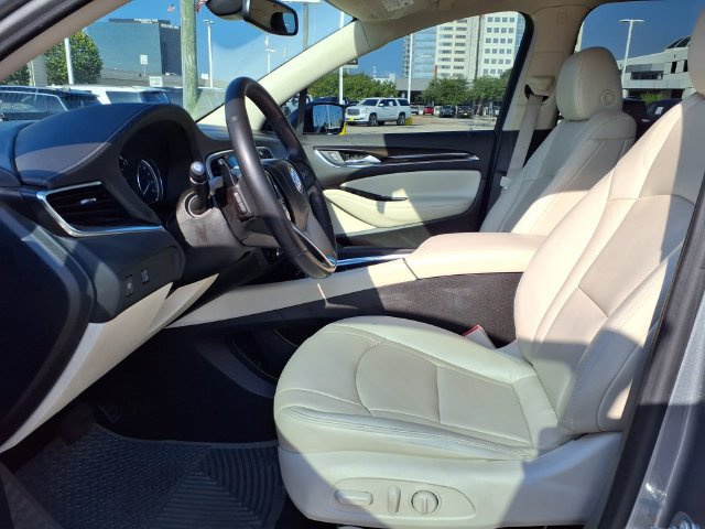 Used 2023 Buick Enclave Essence FWD image 4