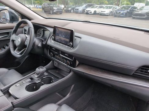 Used 2021 Nissan Rogue SL FWD image 23