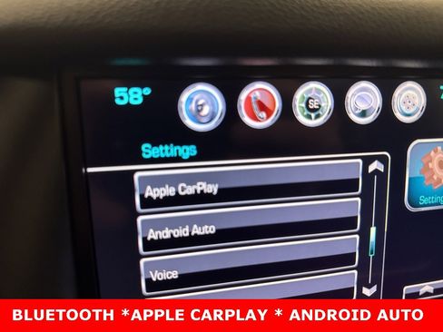 Used 2020 GMC Yukon XL SLT image 3