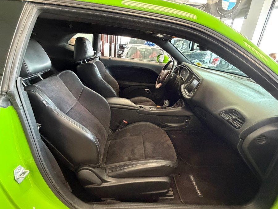 Used 2017 Dodge Challenger GT w/ Driver Convenience Group AWD/4WD image 27