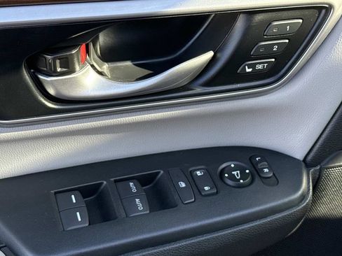 Used 2022 Honda CR-V EX-L image 18