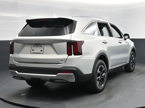 New 2026 Kia Sorento S image 10