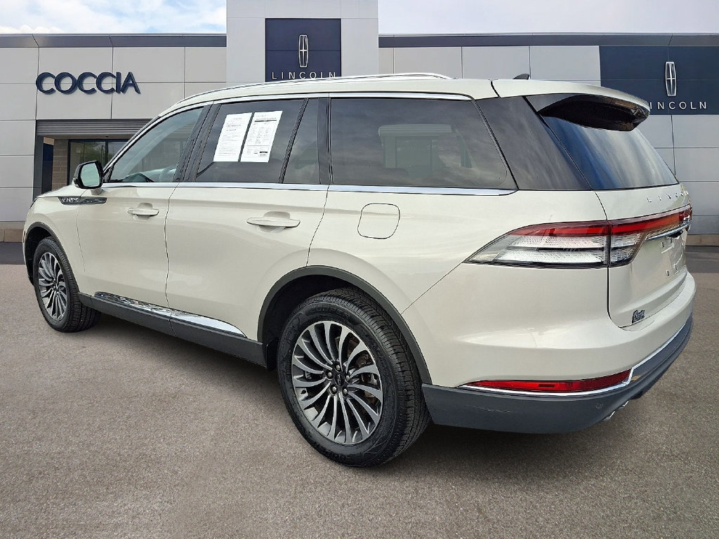 Certified 2023 Lincoln Aviator AWD w/ Premium Package image 6