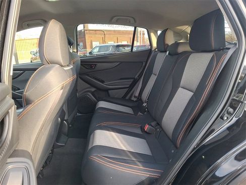 Used 2023 Subaru Crosstrek 2.0i Premium image 9