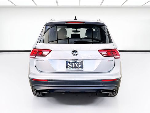 Used 2021 Volkswagen Tiguan S image 5