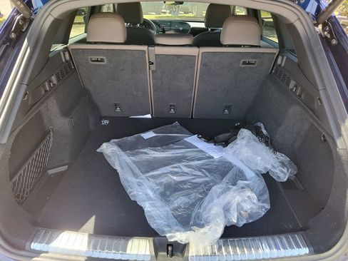 Certified 2025 Audi Q5 Premium w/ Convenience Package image 9