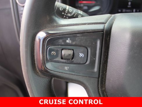 Used 2020 Chevrolet Silverado 2500 Custom w/ Custom Value Package image 16