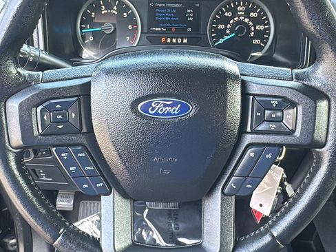 Used 2017 Ford F150 XLT w/ Equipment Group 302A Luxury image 15