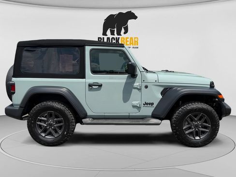 Used 2024 Jeep Wrangler Sport AWD/4WD image 2