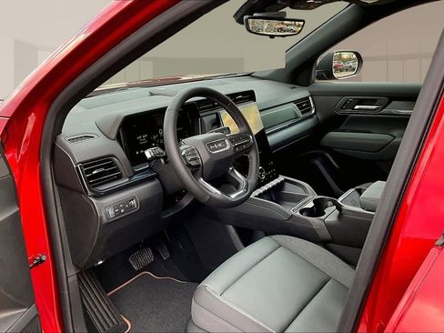 New 2026 GMC Terrain AT4 w/ Convenience Package III image 7