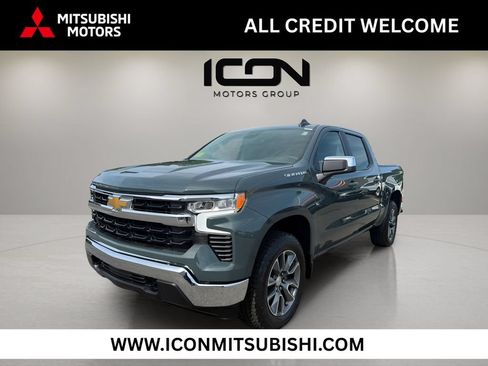 Used 2025 Chevrolet Silverado 1500 LT AWD/4WD image 1