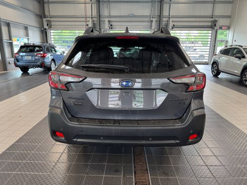 Used 2023 Subaru Outback Onyx Edition XT AWD/4WD image 4