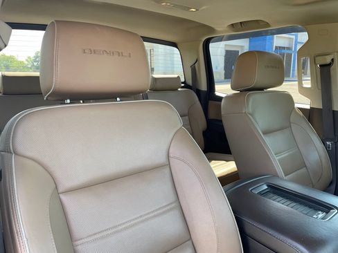 Used 2019 GMC Sierra 2500 Denali AWD/4WD image 39