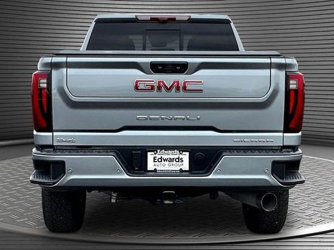 Used 2025 GMC Sierra 2500 Denali w/ Denali Reserve Package AWD/4WD image 5