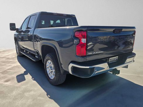 Used 2020 Chevrolet Silverado 2500 LTZ w/ LTZ Plus Package AWD/4WD image 5