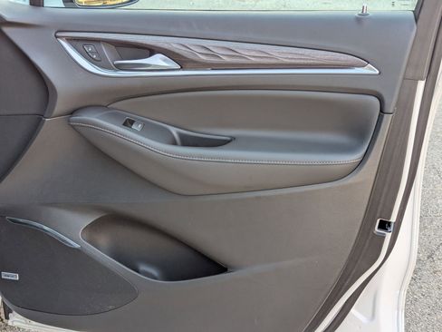Used 2024 Buick Enclave Avenir w/ Avenir Technology Package FWD image 29
