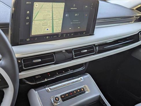 New 2025 Lincoln Aviator 2WD w/ Equipment Group 101A image 11