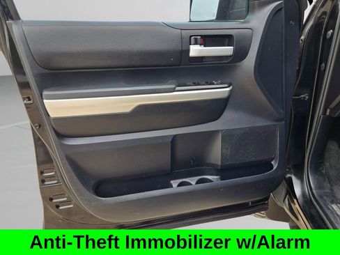 Used 2015 Toyota Tundra SR5 w/ TRD Off Road Package image 8