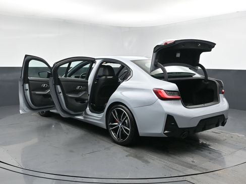 Used 2023 BMW 330i xDrive 330i xDrive w/ M Sport Package image 33