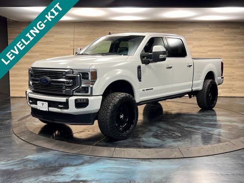 Used 2022 Ford F350 Limited image 7