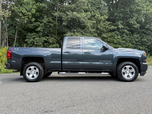 Used 2019 Chevrolet Silverado 1500 LT w/ All Star Edition AWD/4WD image 4
