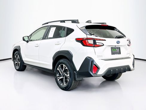 Used 2024 Subaru Crosstrek 2.0i Premium AWD/4WD image 5