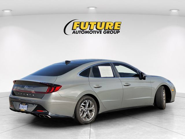 Used 2022 Hyundai Sonata SEL w/ Convenience Package FWD image 4