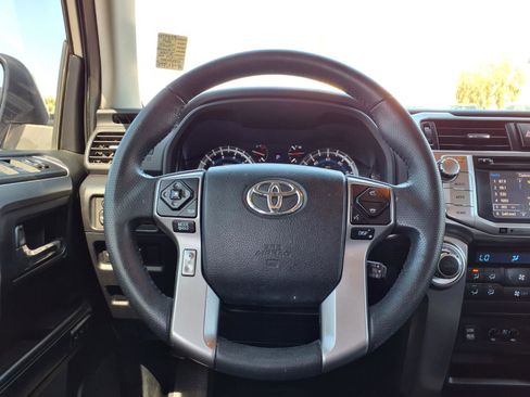 Used 2019 Toyota 4Runner Limited AWD/4WD image 19
