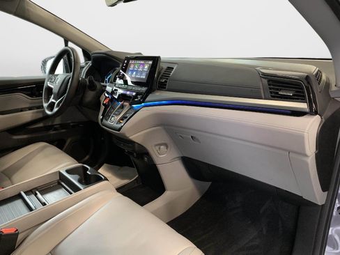 Used 2023 Honda Odyssey Touring image 48