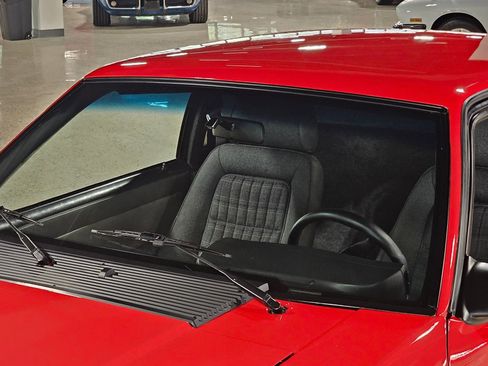 Used 1988 Ford Mustang LX image 17