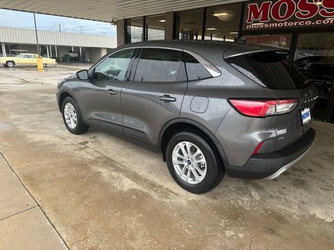 Used 2021 Ford Escape SE w/ Convenience Package AWD/4WD image 6