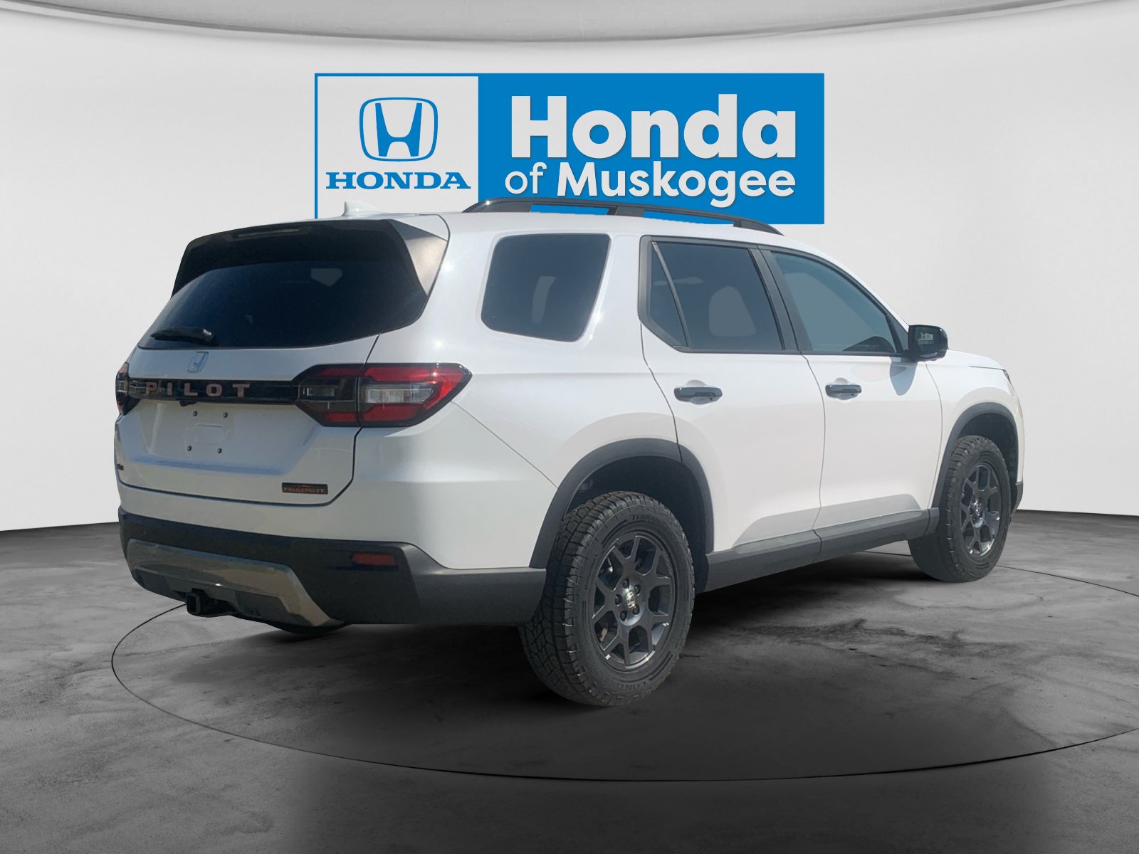 New 2026 Honda Pilot TrailSport image 5