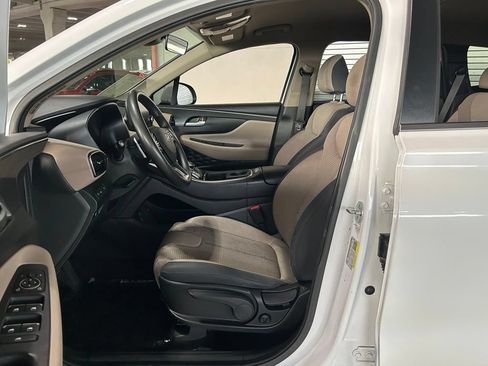 Used 2022 Hyundai Santa Fe SE AWD/4WD image 16