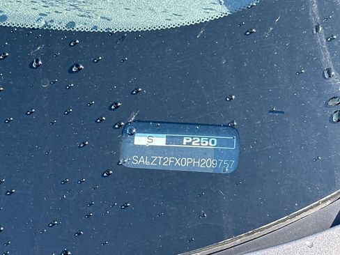 Used 2023 Land Rover Range Rover Evoque R-Dynamic S image 23