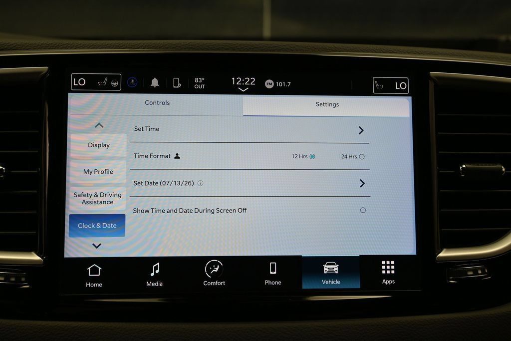 Used 2024 Chrysler Pacifica Touring-L FWD image 35
