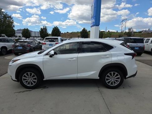 Used 2016 Lexus NX 200t FWD image 8