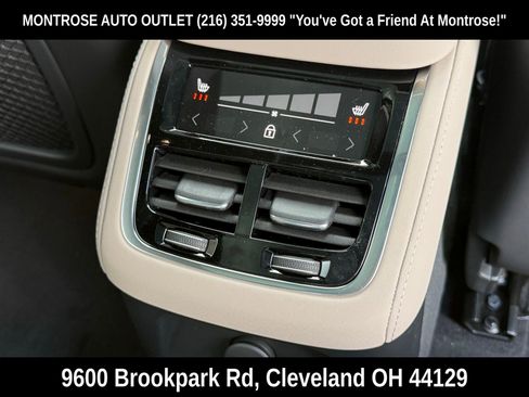 New 2026 Volvo XC90 T8 Ultra w/ Protection Package Premier AWD/4WD image 16