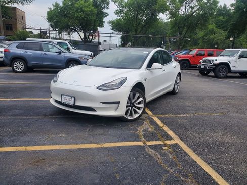 Used 2020 Tesla Model 3 Long Range AWD/4WD image 3