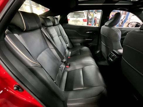 Used 2023 Toyota Crown Platinum image 19