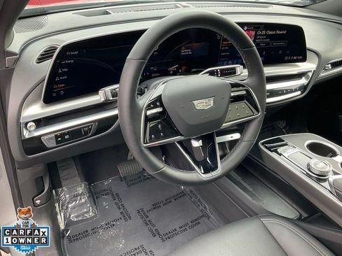 Used 2024 Cadillac Lyriq Luxury AWD/4WD image 24