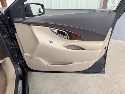 Used 2013 Buick LaCrosse Leather AWD/4WD image 30
