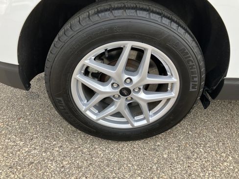 Used 2024 Ford Edge SEL w/ Convenience Package image 19